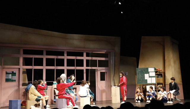 舞台『幕が上がる』／公開ゲネプロの模様