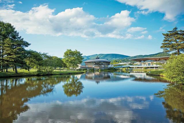 軽井沢観光のマストスポット「軽井沢・プリンスショッピングプラザ」