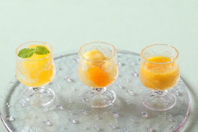 トッピング（左：みかん寒天　中：みかん白玉　右：みかんソース）