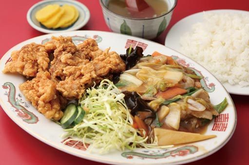 駅前飯店 からあげ定食 800円