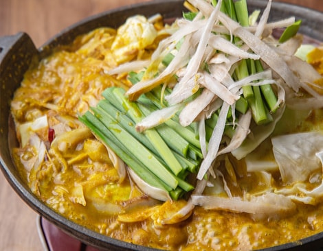 スパイシー味噌カレーチーズモツ鍋