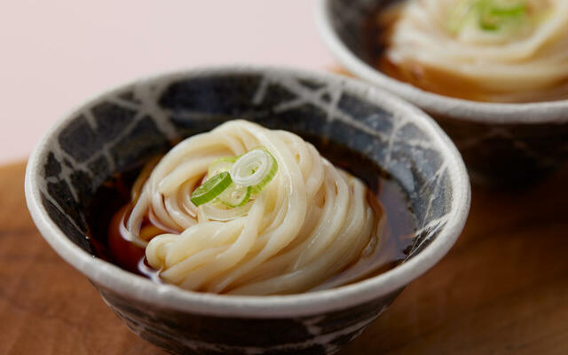 「稲庭風うどん」<期間:2026年3月1日〜4月30日>【浅草で多彩なメニューをブッフェで楽しむ!「牛ロースのグリル」や「ラム肉のグリル」などの約100種の料理が食べ放題!】