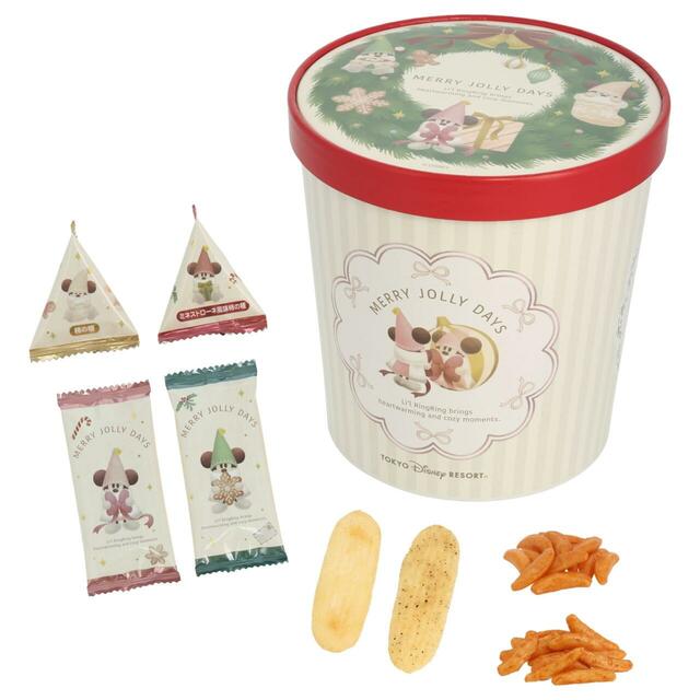 おせんべい 2,500円|東京ディズニーリゾート「ディズニー・クリスマス」スペシャルグッズ|販売店舗:東京ディズニーランド「ワールドバザール・コンフェクショナリー」、東京ディズニーシー「ヴァレンティーナズ・スウィート」|発売日:2026年11月10日(火)