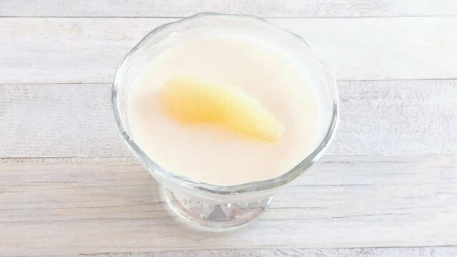 グレープフルーツをトッピング。