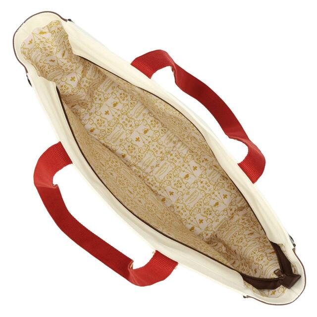 トートバッグ 5,500円|東京ディズニーリゾート『ミッキー、ドナルド、グーフィーの三銃士』グッズ|販売店舗:東京ディズニーランド「ホームストア」、東京ディズニーシー「ヴィラ・ドナルド・ホームショップ」|発売日:2025年10月9日(木)