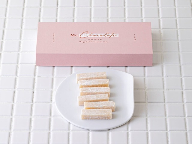 【グランスタ東京「GRANSTA VALENTINE’s DAY 2025」】SILKY CHOCOLATE White Tonka　1箱（12個入） 3,240円／Mr. CHEESECAKE（グランスタ東京／B1改札内 銀の鈴エリア）