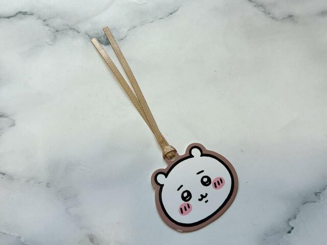 付属のリボンをギフトバッグにつけるだけ！