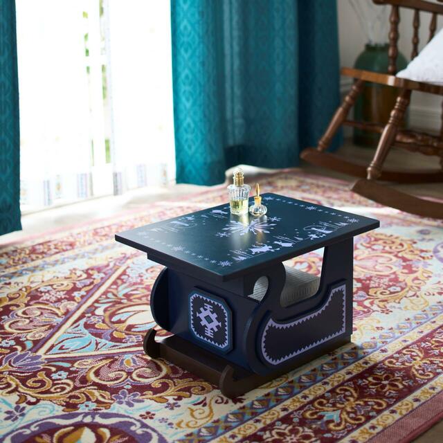 キャラクターイメージのミニテーブル（選べるキャラクター）｜16,900円 (税込)