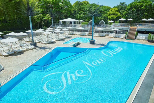 【ホテルニューオータニ（東京）・GARDEN POOL】広々としたアウトドアプールが魅力