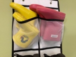 【PureNicot ウォールポケット吊り下げ収納】1ポケットのサイズは約縦23cm×横15cm。幼児の小さめの靴なら1ポケットに両足分入ります
