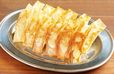 関西「ぎょうざ」のたまらない名店／マルジー餃子（大阪・福島）　餃子（280円）※写真は2人前