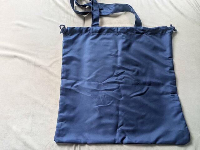 【ムーミン付録:刺繡トートバッグ】裏側は無地です。サイズは幅41×高さ41cm