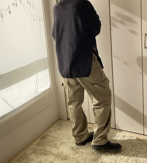 【ワークマン 超撥水チノペインターカーゴパンツ】塗装工用のパンツをベースに作られたペインターカーゴパンツ