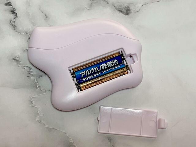 乾電池は単4のものが2つ必要です。付属しないため、ご自身で用意してくださいね！