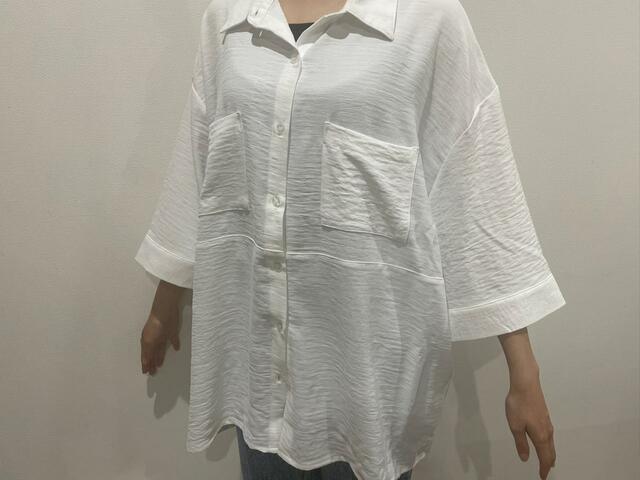 【ファッションセンターしまむら　レディースブラウス】お尻の下程度まで隠れる丈
