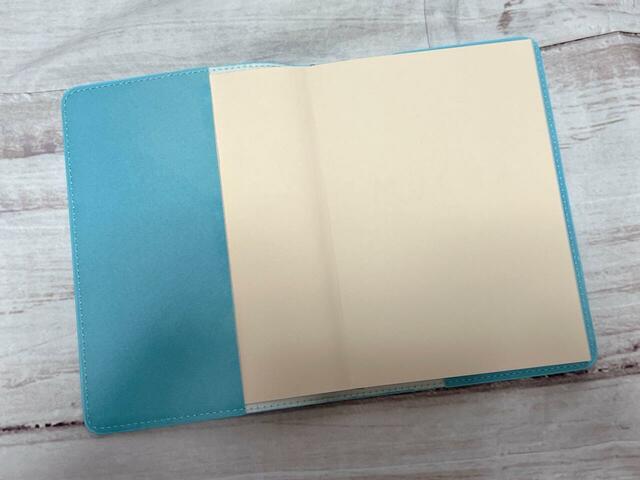 カバーは取り外し可能で繰り返し使えます♪サイズは（約）縦19.3×横13.6cm