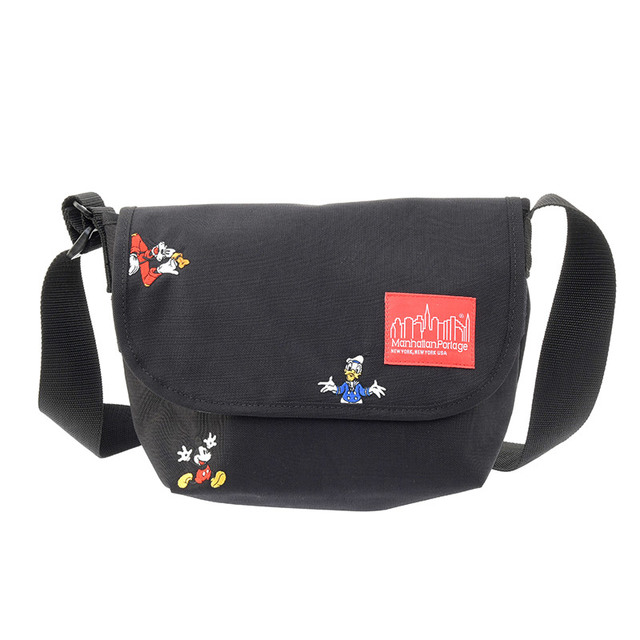 メッセンジャーバッグ　Ｍサイズ　12,000円