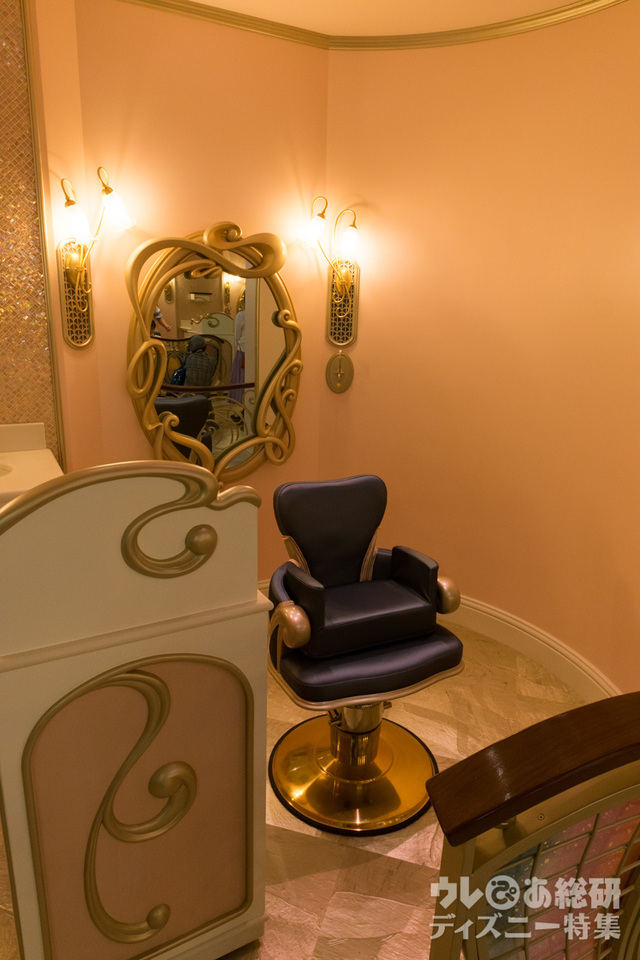 「ビビディ・バビディ・ブティック」サロン内｜東京ディズニーランド ワールドバザール