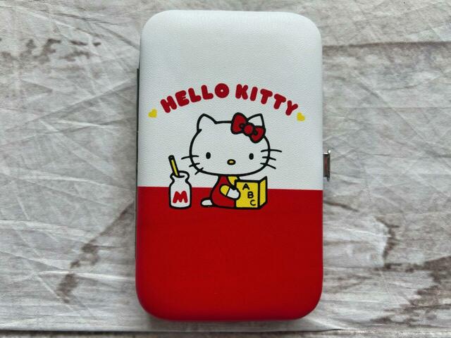 70sのキティちゃん復刻イラストが大人かわいい！