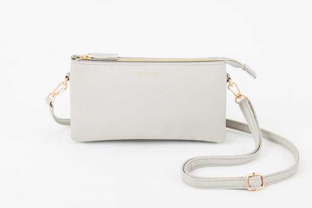 日常のコーディネートになじみやすい絶妙な色使い