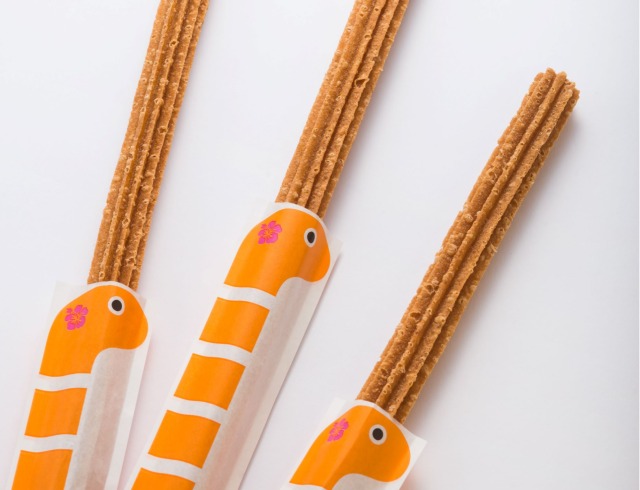 ニシキアナゴのチュロスは黒糖味とシナモン味!