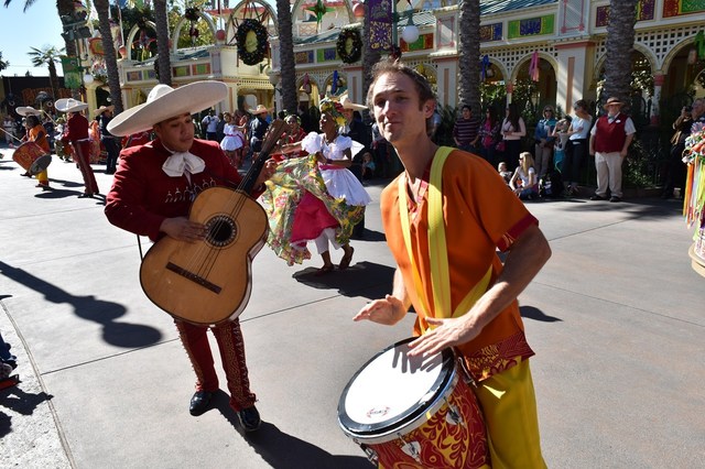 メキシコとブラジルのミュージシャン同士のセッション