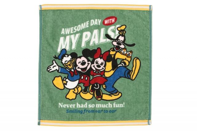 ウォッシュタオル 880円｜東京ディズニーリゾート 満面のスマイルのミッキーたちがデザインされたグッズ｜販売店舗：東京ディズニーランド「グランドエンポーリアム」、東京ディズニーシー「フィガロズ・クロージアー」｜発売日：2024年4月25日（木）