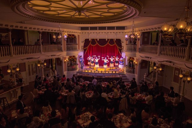 ザ・ダイヤモンドホースシュー・ プレゼンツ “ミッキー&カンパニー”