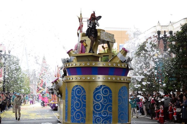 ユニバーサル・RE-BOOOOOOOON・パレード｜ユニバーサル・ワンダー・クリスマス｜ユニバーサル・スタジオ・ジャパン