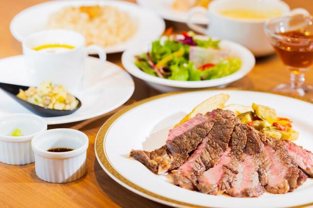 「ゴールデンウィークステーキ食べ放題」＜期間：2025年4月25日〜5月6日＞【サーロインステーキを好きなだけ！ホテル日航立川で「ゴールデンウィークステーキ食べ放題」開催！お得な宿泊プランも登場！】