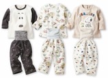 【アカチャンホンポ】「長袖 パジャマ　スヌーピー」（サイズ：80・90・95cm）3,058円