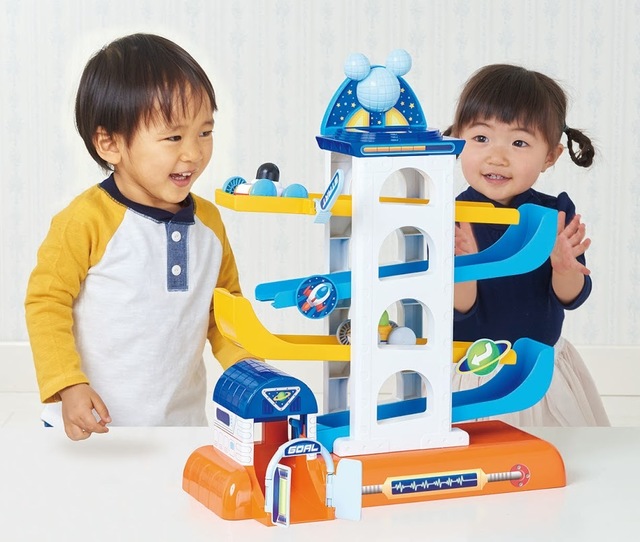 くるまがくるっと! へんしんスロープ