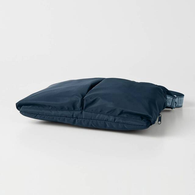 ふわ軽7ポケット付き２WAYトートバッグ（選べるキャラクター）｜ ￥6,990 （税込）