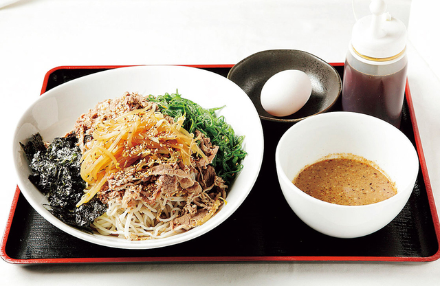 健康美食 健美  肉つけそば 850円（夜は950円）