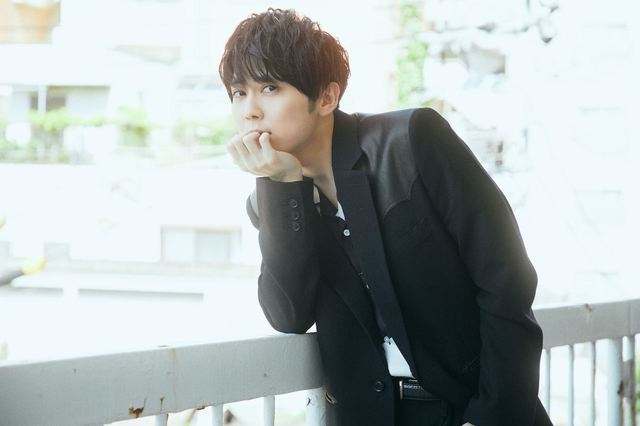 梶裕貴　撮影：稲澤朝博