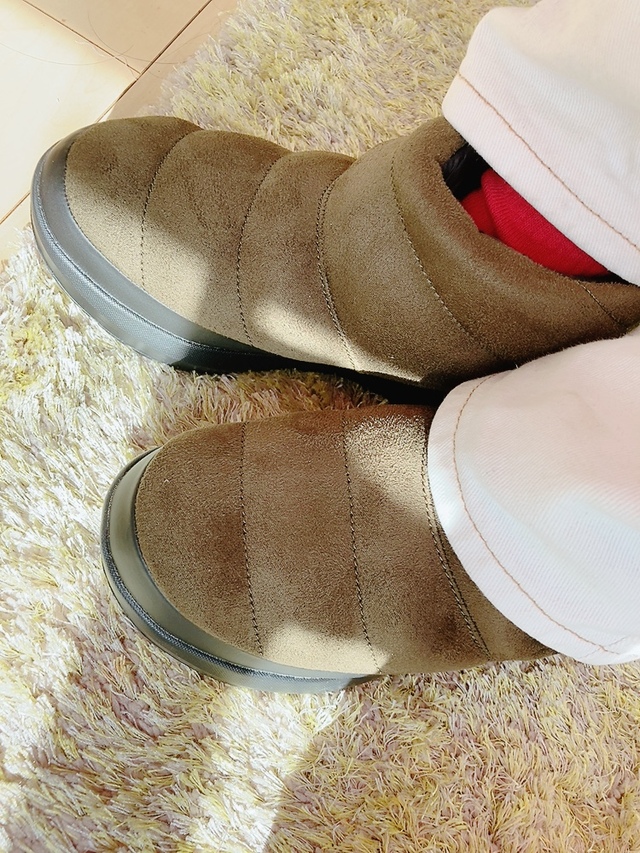 【ワークマン 防寒ブーツ ケベックショート】薄手の靴下一枚でも十分に暖かいです♪