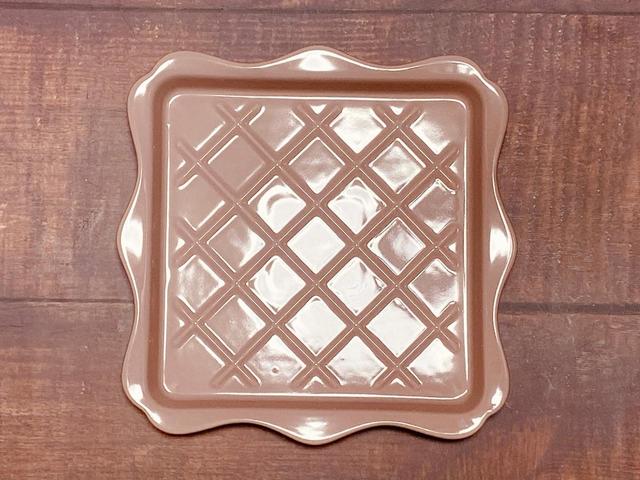 【Francfranc（フランフラン）】フリル　トーストプレート　ピンク／税込1,200円