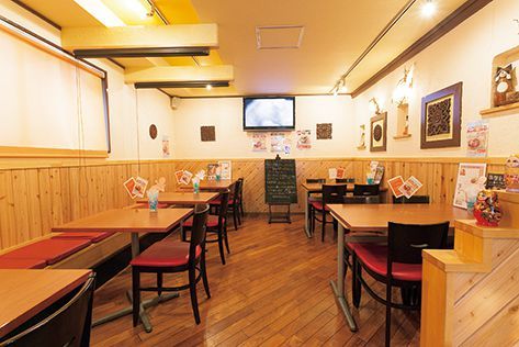 スープカレーの名店／東京スープカレー Cahaya 総本店（一ツ家）　 内観