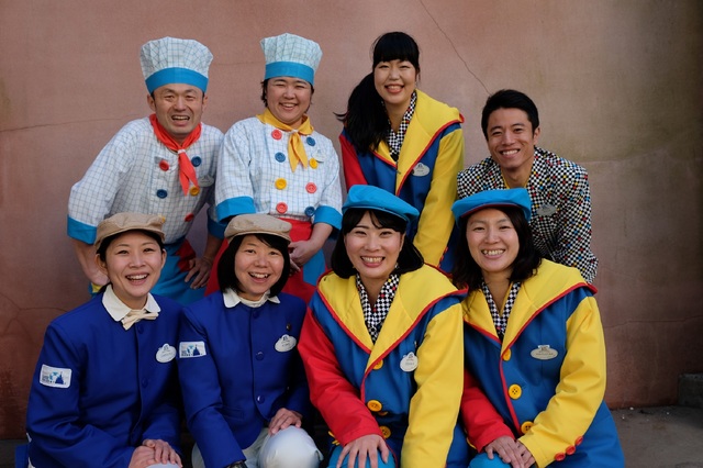 「マネキンチャレンジ」を提案したキャストたち