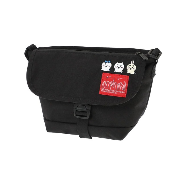 【Manhattan Portage「ちいかわ」コレクション】「NYLON MESSENGER BAG (XXS)  FZP 500D CORDURA CKW26」¥13,200（サイズ：W29×H18×D13cm）
