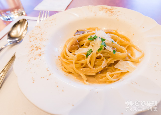 「イーストサイド・カフェ」スペシャルコース｜東京ディズニーランド「ディズニー・ハロウィーン」2016