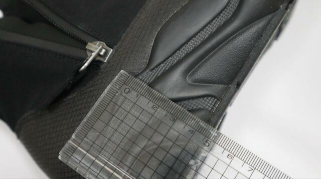 【ワークマン レディースサイドファスナー防水ブーツ】ソールは一番高いところで約4.5cmです