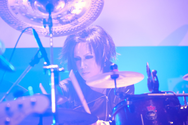 THE BLACK SWAN　煉