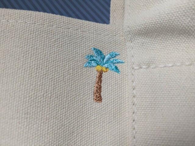 ヤシの木の刺繍