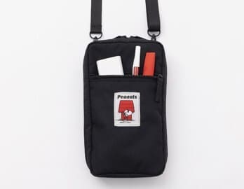 【ファミリーマート×スヌーピー】「SNOOPY JOE COOL めっちゃ整う！オールインショルダーバッグBOOK」（2,970円）／2025年9月12日（金）から全国約7,700店舗にて発売