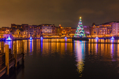 東京ディズニーシー メディテレーニアン・ハーバー フォートレス・エクスプロレーション  2015年 クリスマス 夜景  撮影/yoshi
