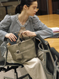 【DEAN & DELUCA×BEAMS COUTURE】表面には樹脂加工が施されていて、水や汚れに強いのも嬉しいポイント