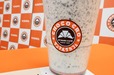 【サンマルクカフェ「飲むチョコクロ チョコクロスムージー」】つぶつぶとした食感がアクセント