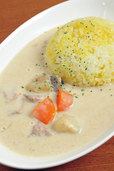 チャボ（神保町）　煮豚のホワイトカレー　950円