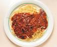 POWA（新橋） ミートソース 690円 ボリューム満点のスパゲティにたっぷりかかったミートソースの味わいに満足。